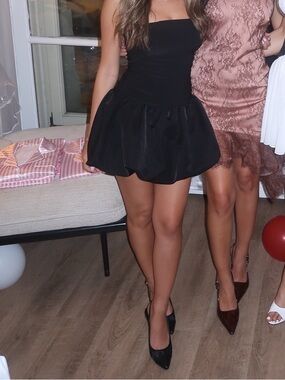 Aritzia Donna Dress